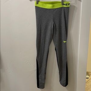 Nike pro leggings